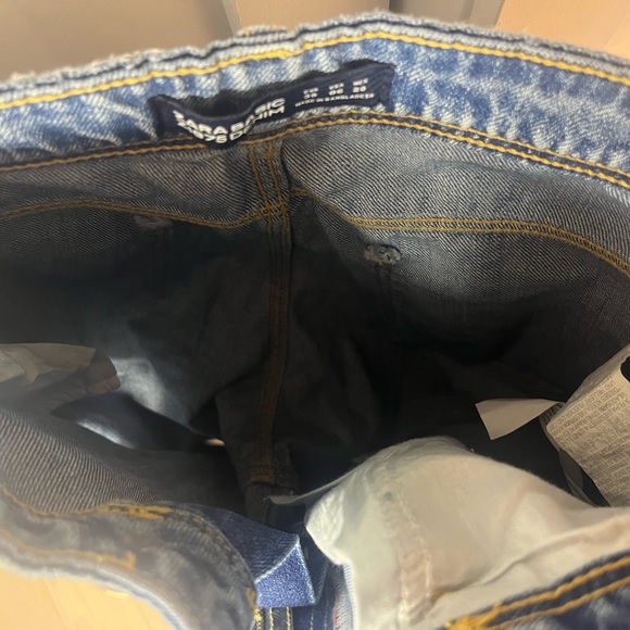 Hi, selling these breathtaking jeans 👖 for women in size US 06. - Picture 7 of 14